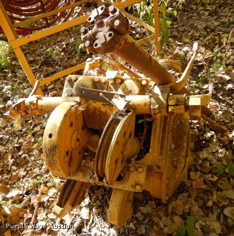 image for item DR0574 1967 Caterpillar D8H  dozer