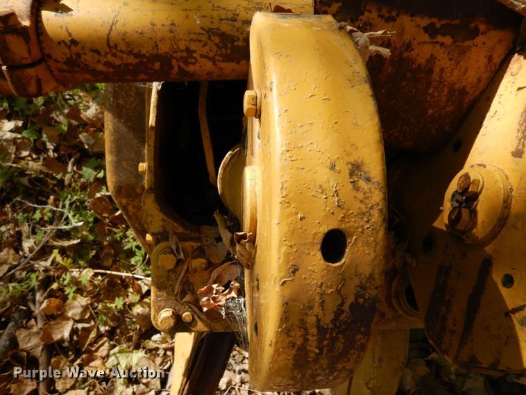 image for item DR0574 1967 Caterpillar D8H  dozer