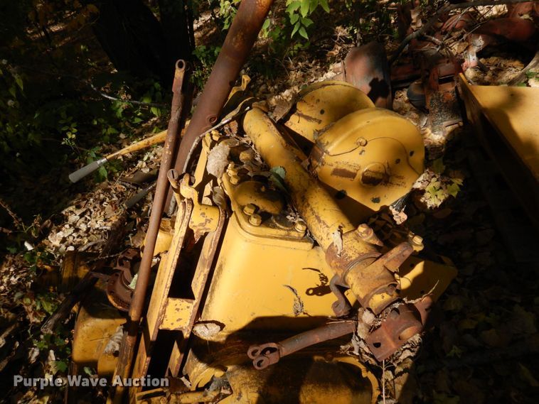 image for item DR0574 1967 Caterpillar D8H  dozer