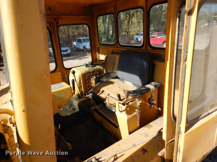 image for item DR0574 1967 Caterpillar D8H  dozer