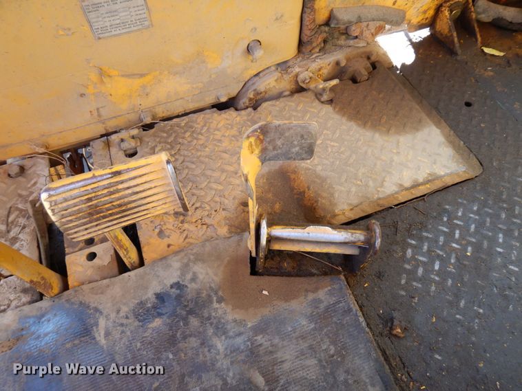 image for item DR0574 1967 Caterpillar D8H  dozer