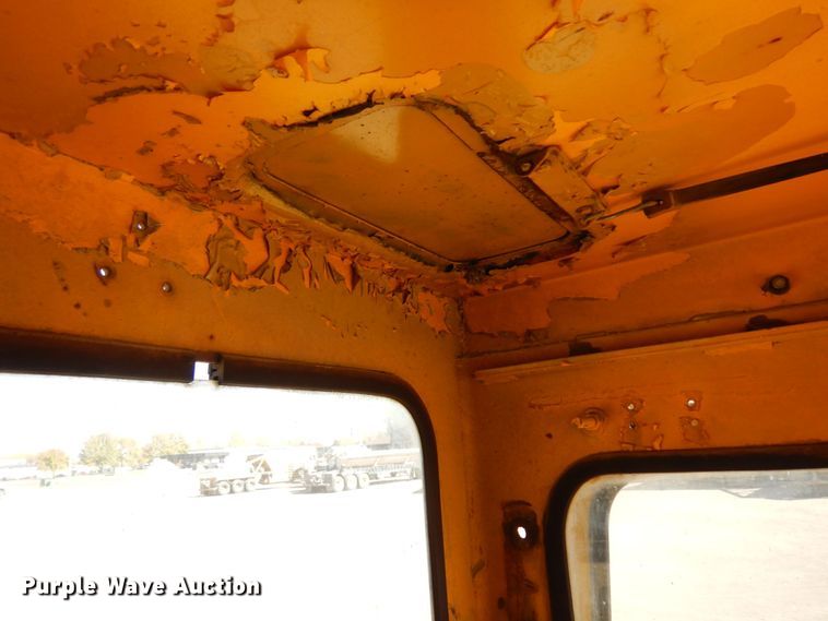 image for item DR0574 1967 Caterpillar D8H  dozer