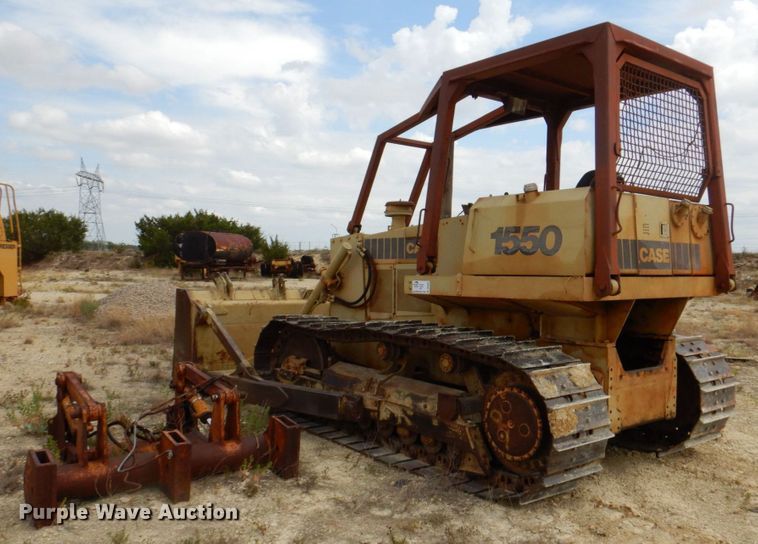 image for item DR2003 1990 Case 1550  dozer