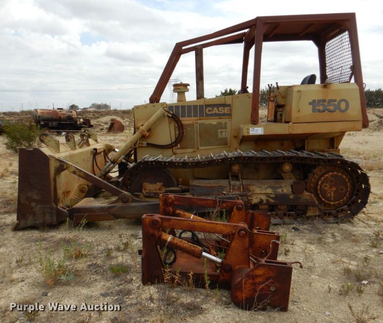 image for item DR2003 1990 Case 1550  dozer
