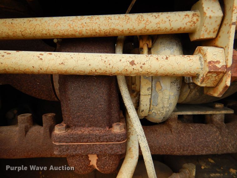 image for item DR2003 1990 Case 1550  dozer