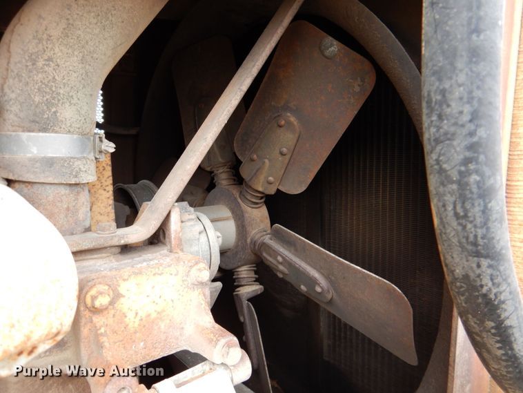 image for item DR2003 1990 Case 1550  dozer