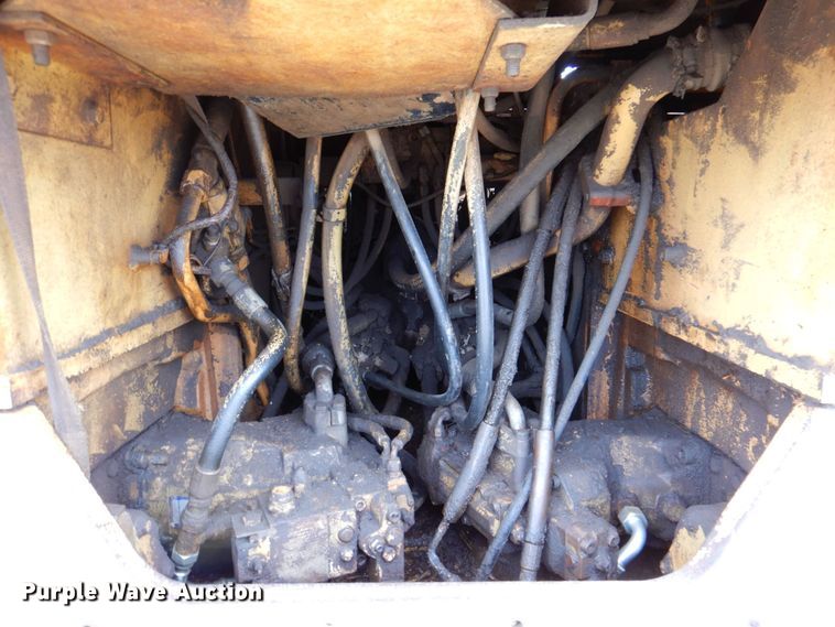 image for item DR2003 1990 Case 1550  dozer