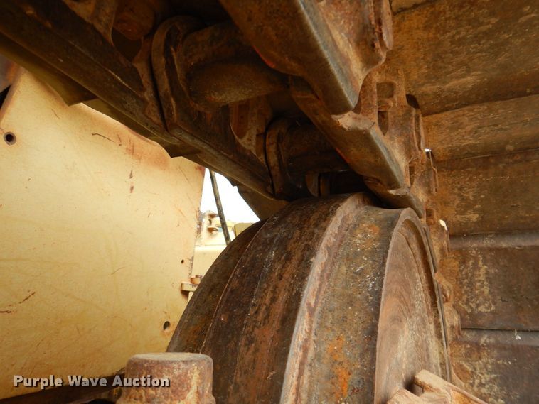 image for item DR2003 1990 Case 1550  dozer