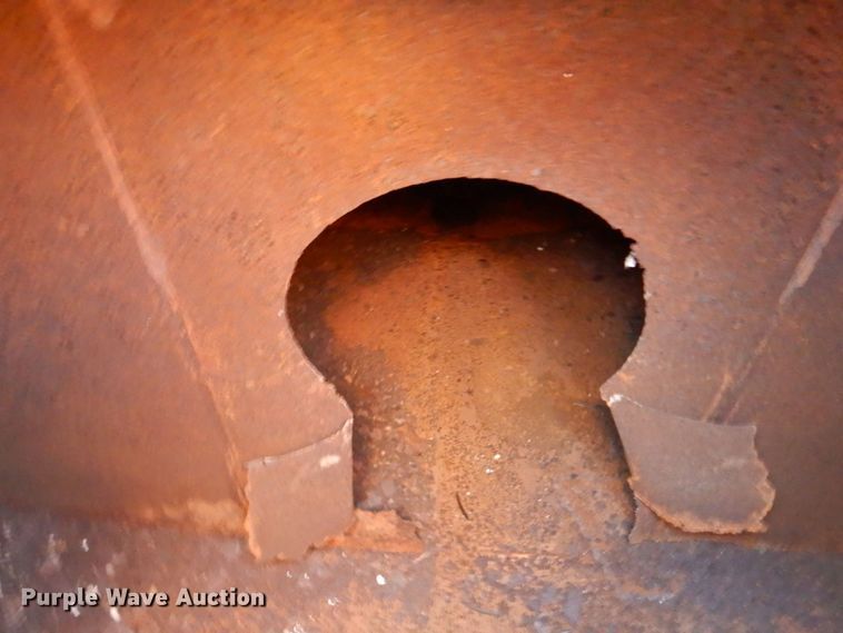 image for item DR2072 1991 Ford L8000  water truck