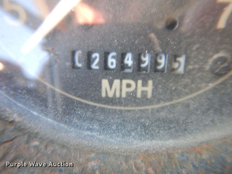 image for item DR2072 1991 Ford L8000  water truck