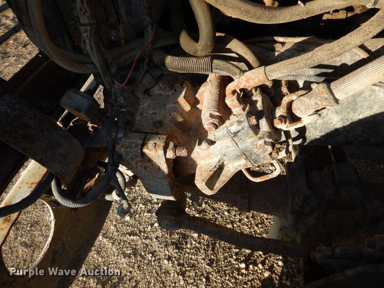 image for item DR2072 1991 Ford L8000  water truck