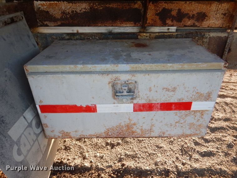 image for item DR2072 1991 Ford L8000  water truck