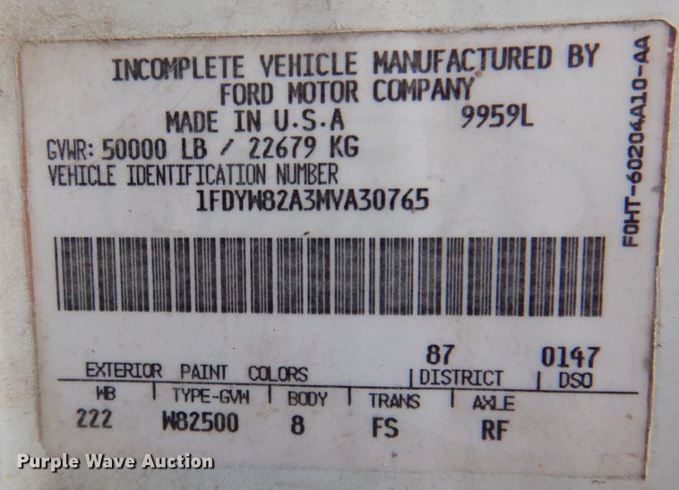 image for item DR2072 1991 Ford L8000  water truck