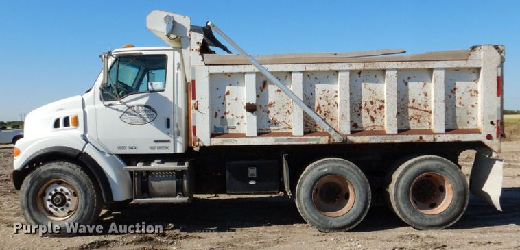 image for item DR2073 2005 Sterling L7500  dump truck