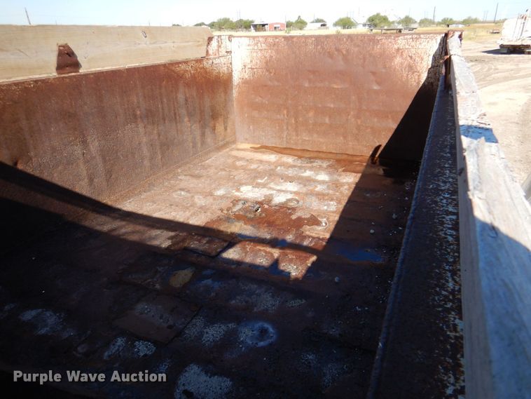 image for item DR2073 2005 Sterling L7500  dump truck