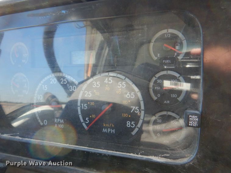 image for item DR2073 2005 Sterling L7500  dump truck