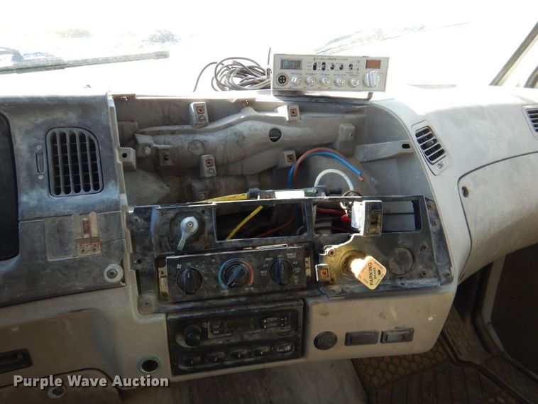 image for item DR2073 2005 Sterling L7500  dump truck