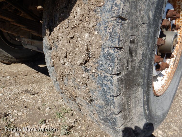 image for item DR2073 2005 Sterling L7500  dump truck