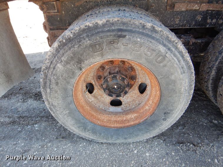 image for item DR2073 2005 Sterling L7500  dump truck