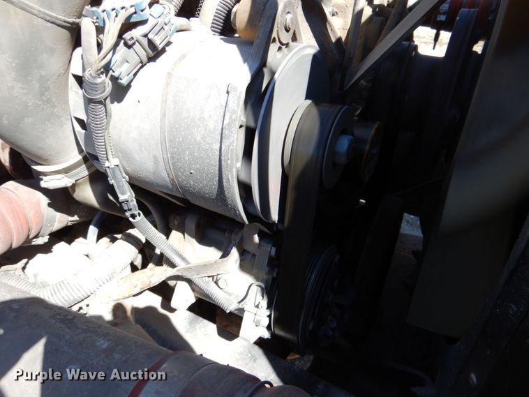 image for item DR2075 2002 Kenworth T300  water truck