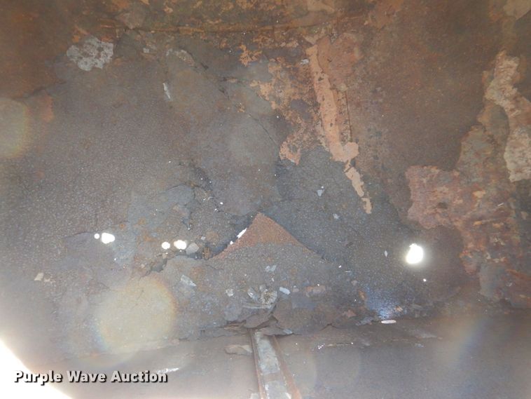 image for item DR2075 2002 Kenworth T300  water truck