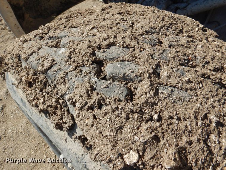 image for item DR2076 2000 International 2574  water truck