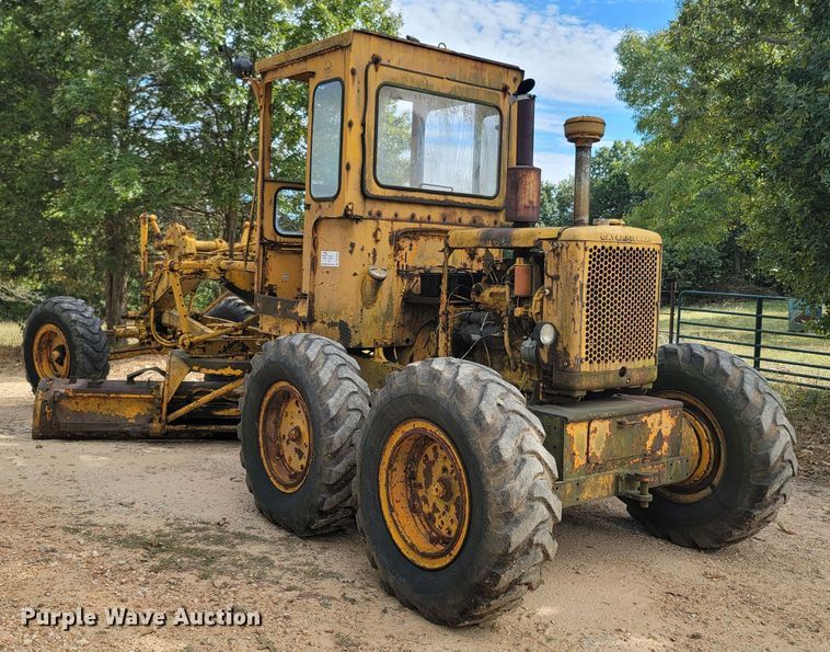 image for item DR3334 1968 Caterpillar 112F  rigid frame motor grader