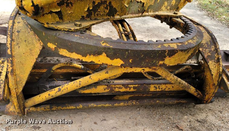 image for item DR3334 1968 Caterpillar 112F  rigid frame motor grader