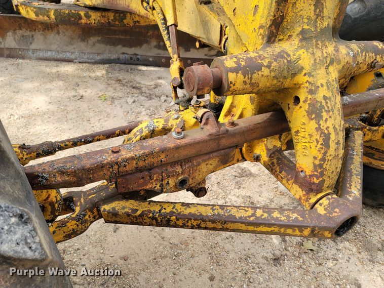 image for item DR3334 1968 Caterpillar 112F  rigid frame motor grader