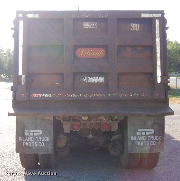 image for item DS1456 1997 Mack RD688S  dump truck