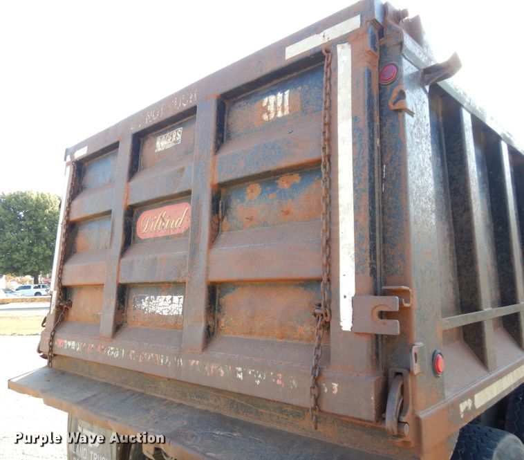 image for item DS1456 1997 Mack RD688S  dump truck