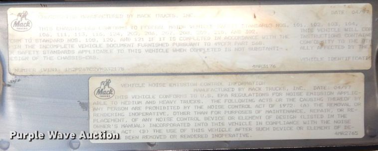 image for item DS1456 1997 Mack RD688S  dump truck