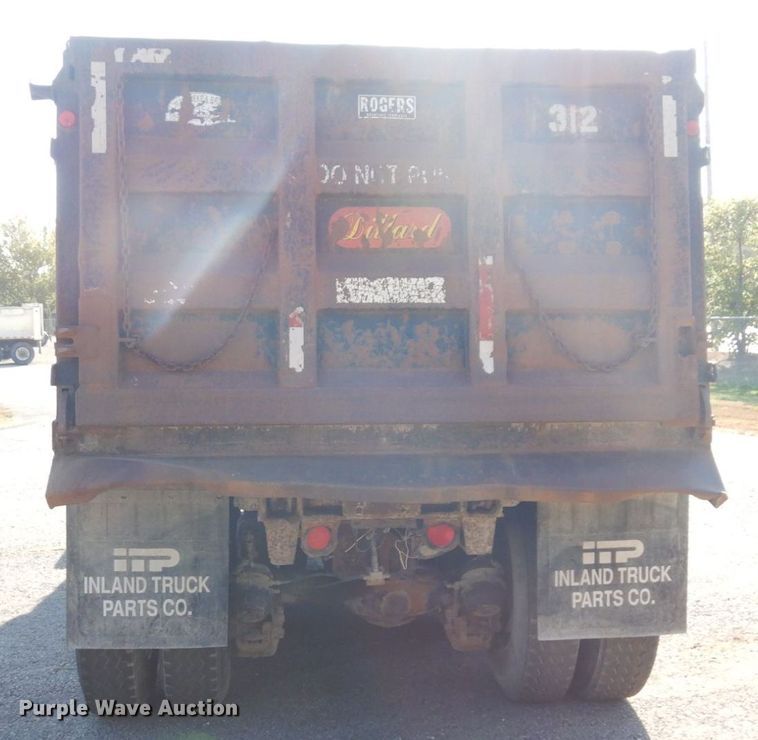 image for item DS1457 1997 Mack RD688S  dump truck