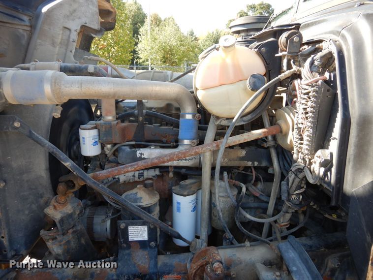 image for item DS1457 1997 Mack RD688S  dump truck