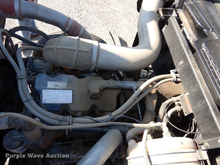 image for item DS1457 1997 Mack RD688S  dump truck