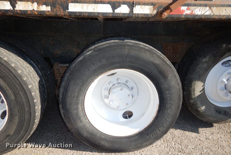 image for item DS1457 1997 Mack RD688S  dump truck