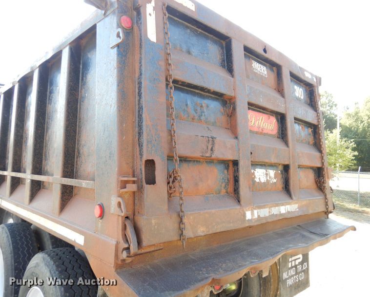 image for item DS1458 1997 Mack RD688S  dump truck