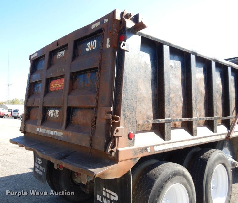 image for item DS1458 1997 Mack RD688S  dump truck