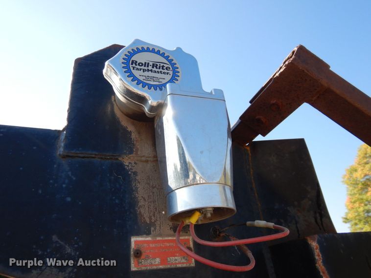 image for item DS1458 1997 Mack RD688S  dump truck