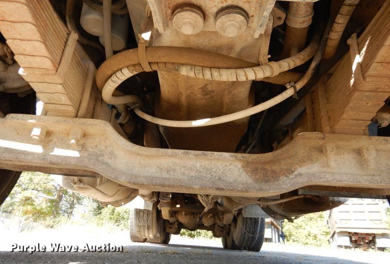 image for item DS1458 1997 Mack RD688S  dump truck