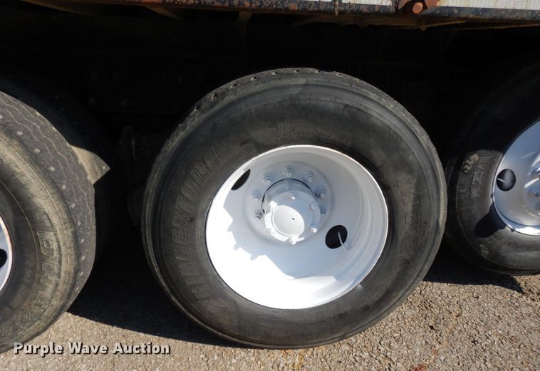 image for item DS1458 1997 Mack RD688S  dump truck