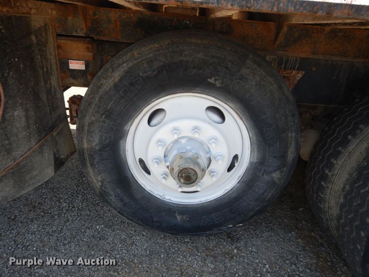 image for item DS1458 1997 Mack RD688S  dump truck