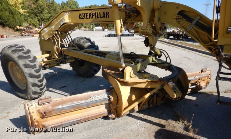 image for item DS1459 1993 Caterpillar 140G  motor grader