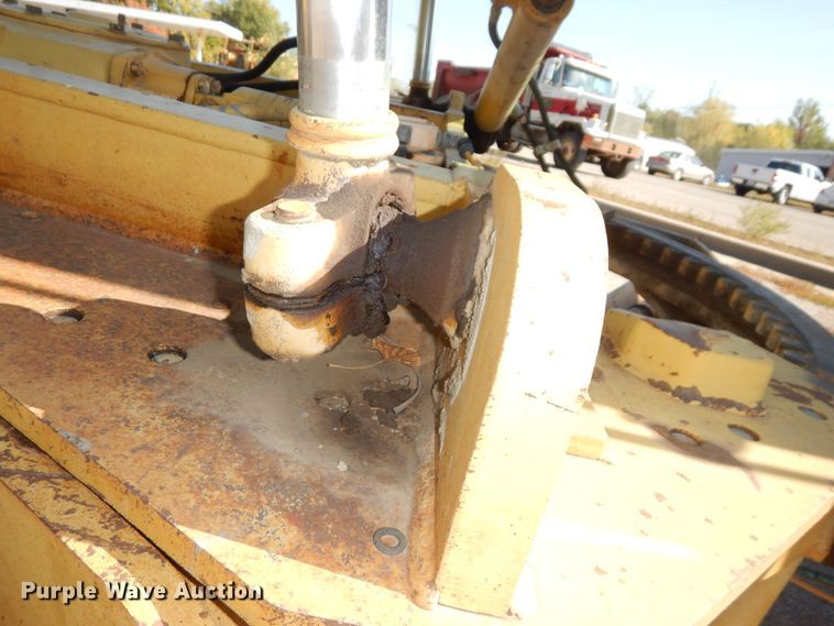 image for item DS1459 1993 Caterpillar 140G  motor grader