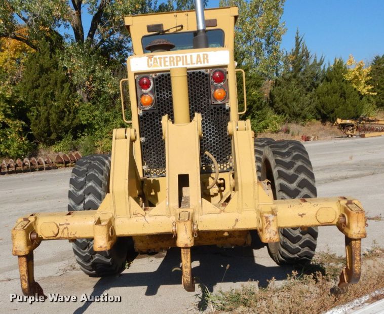 image for item DS1459 1993 Caterpillar 140G  motor grader