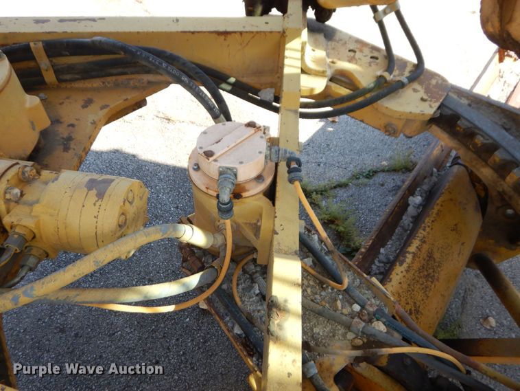 image for item DS1459 1993 Caterpillar 140G  motor grader