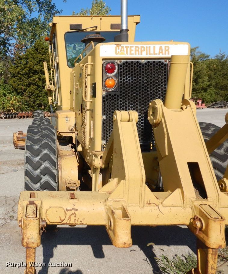 image for item DS1459 1993 Caterpillar 140G  motor grader
