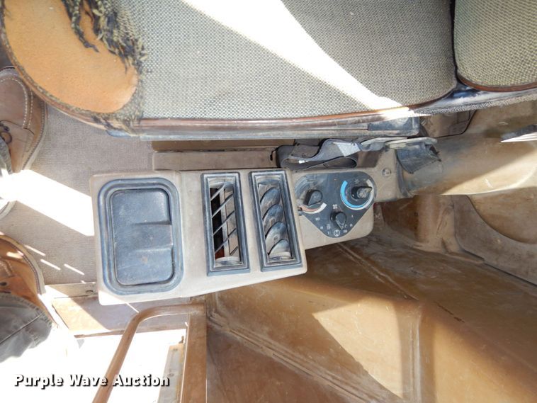 image for item DS1459 1993 Caterpillar 140G  motor grader