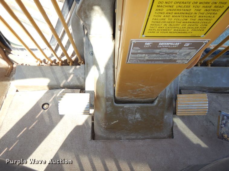 image for item DS1459 1993 Caterpillar 140G  motor grader