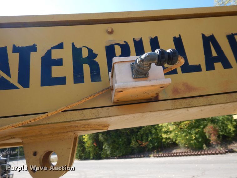 image for item DS1459 1993 Caterpillar 140G  motor grader